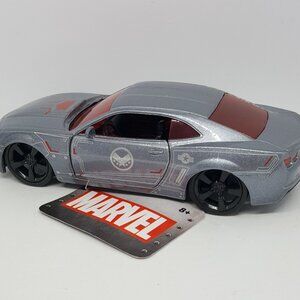 2010 Chevrolet Camaro Silver "War Machine" "Avengers" "Marvel" Series 1:32 Scale